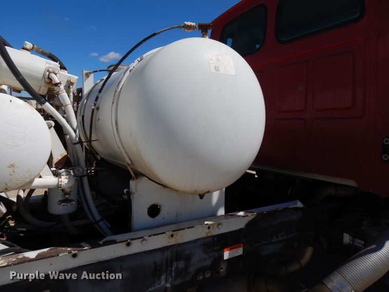 image for item GC9938 2007 Sterling L-Line  ready mix truck