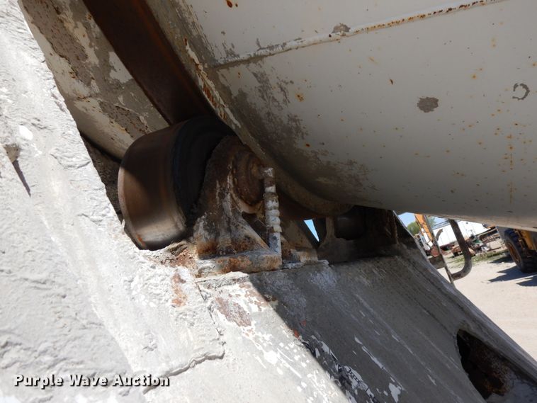 image for item GC9938 2007 Sterling L-Line  ready mix truck