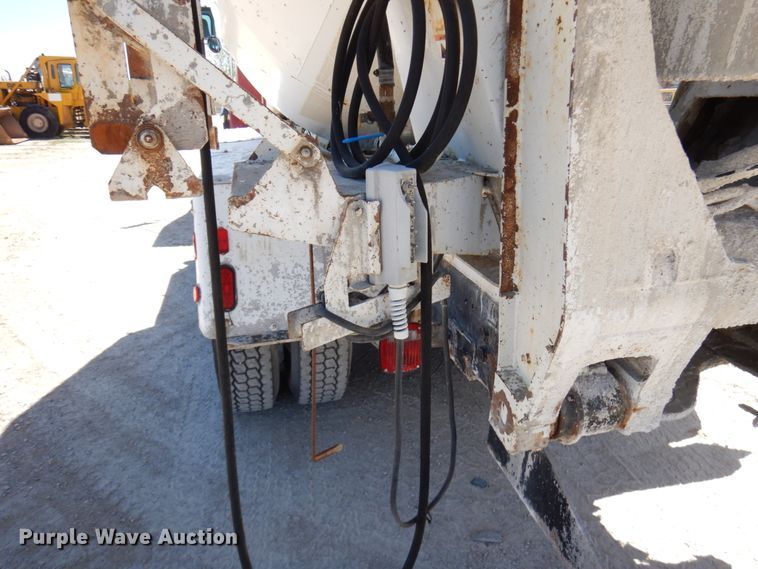 image for item GC9938 2007 Sterling L-Line  ready mix truck