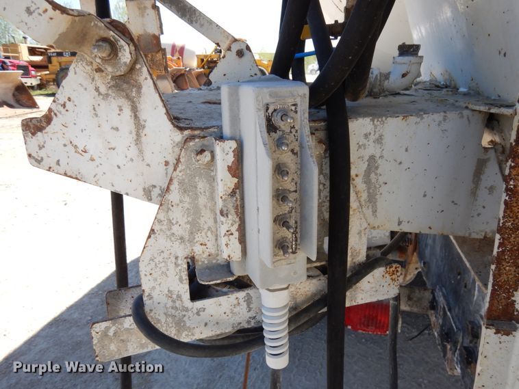 image for item GC9938 2007 Sterling L-Line  ready mix truck