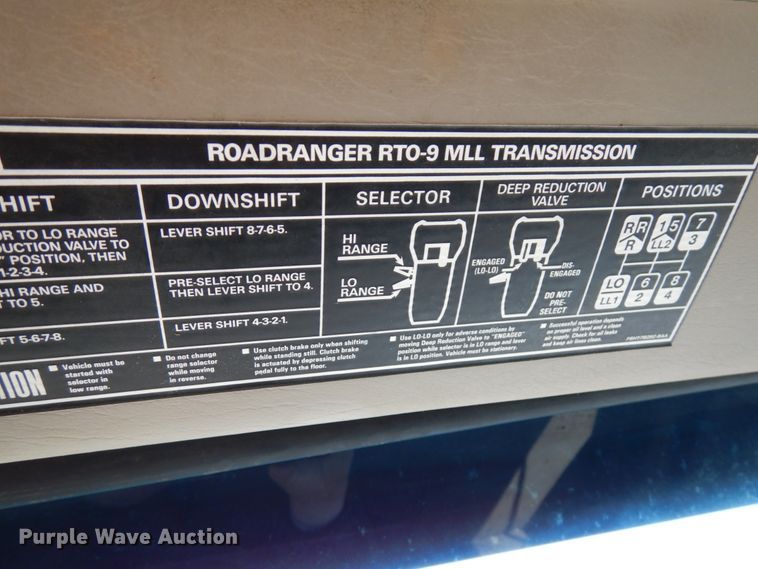 image for item GC9938 2007 Sterling L-Line  ready mix truck
