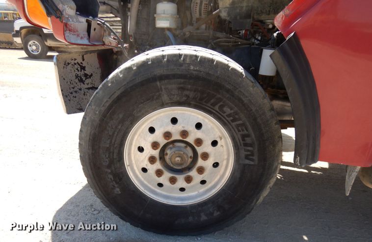 image for item GC9938 2007 Sterling L-Line  ready mix truck