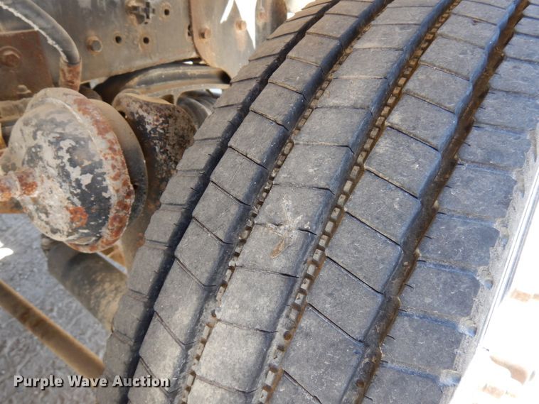 image for item GC9938 2007 Sterling L-Line  ready mix truck