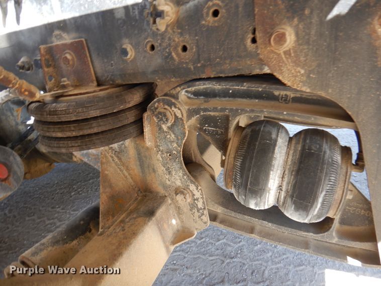 image for item GC9938 2007 Sterling L-Line  ready mix truck