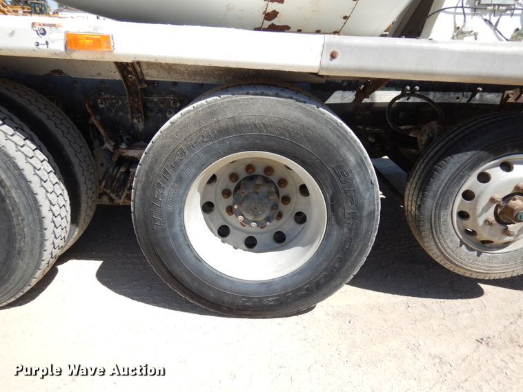 image for item GC9938 2007 Sterling L-Line  ready mix truck