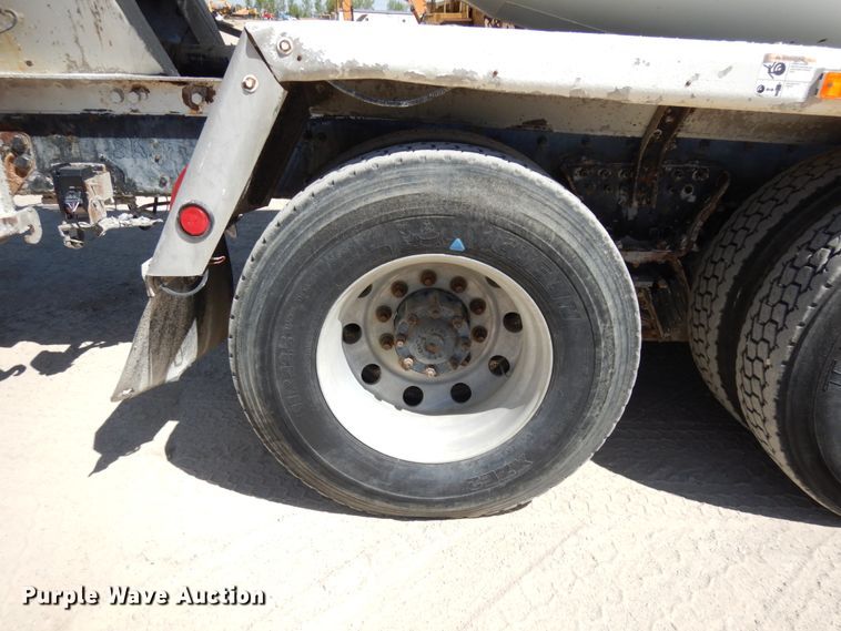 image for item GC9938 2007 Sterling L-Line  ready mix truck