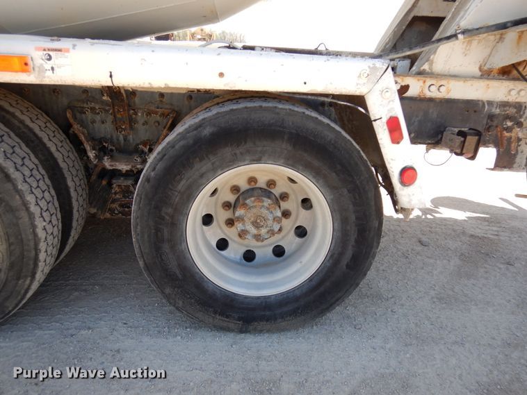 image for item GC9938 2007 Sterling L-Line  ready mix truck