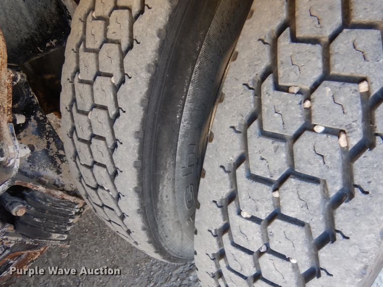 image for item GC9938 2007 Sterling L-Line  ready mix truck