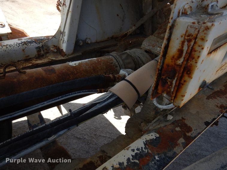 image for item GC9939 2000 Mack RD690S  ready mix truck