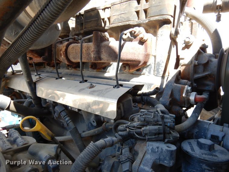 image for item GC9939 2000 Mack RD690S  ready mix truck