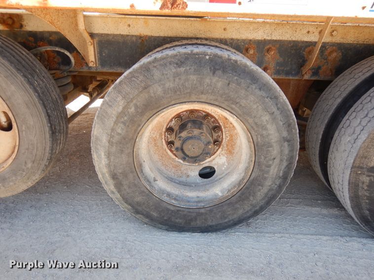 image for item GC9939 2000 Mack RD690S  ready mix truck