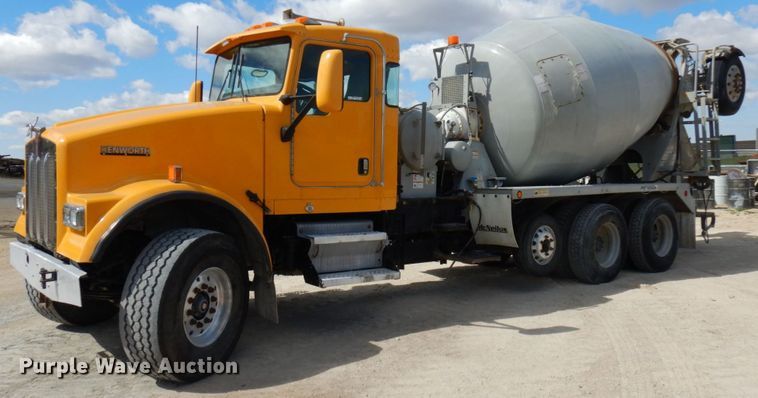 image for item GC9940 2005 Kenworth W900  ready mix truck