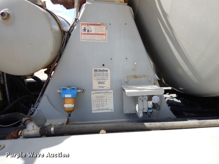 image for item GC9940 2005 Kenworth W900  ready mix truck