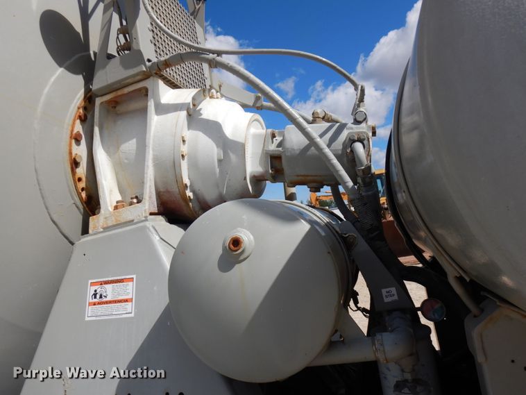 image for item GC9940 2005 Kenworth W900  ready mix truck