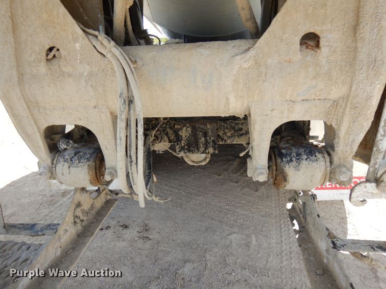 image for item GC9940 2005 Kenworth W900  ready mix truck