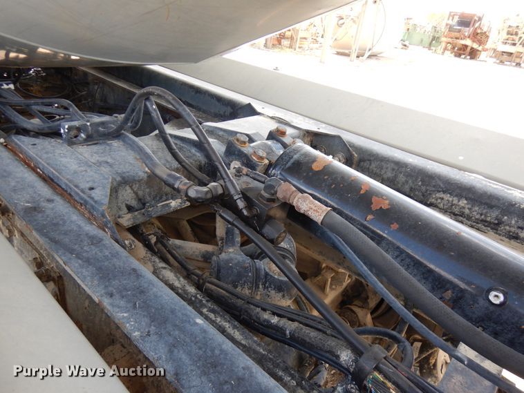 image for item GC9940 2005 Kenworth W900  ready mix truck