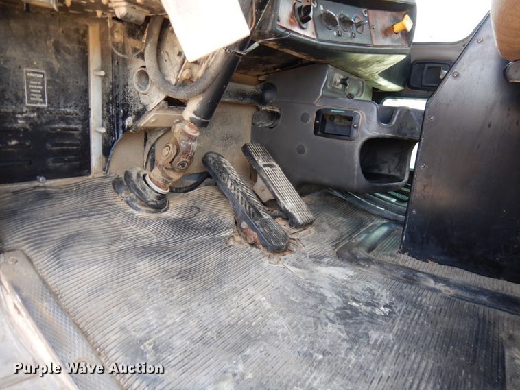 image for item GC9940 2005 Kenworth W900  ready mix truck