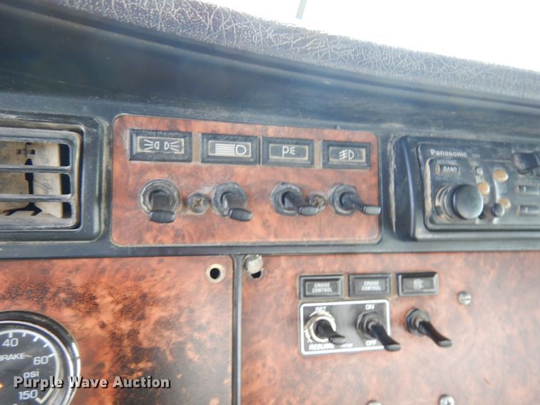 image for item GC9940 2005 Kenworth W900  ready mix truck