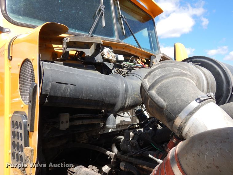 image for item GC9940 2005 Kenworth W900  ready mix truck