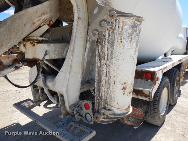 image for item GC9941 1999 Mack RD690S  ready mix truck