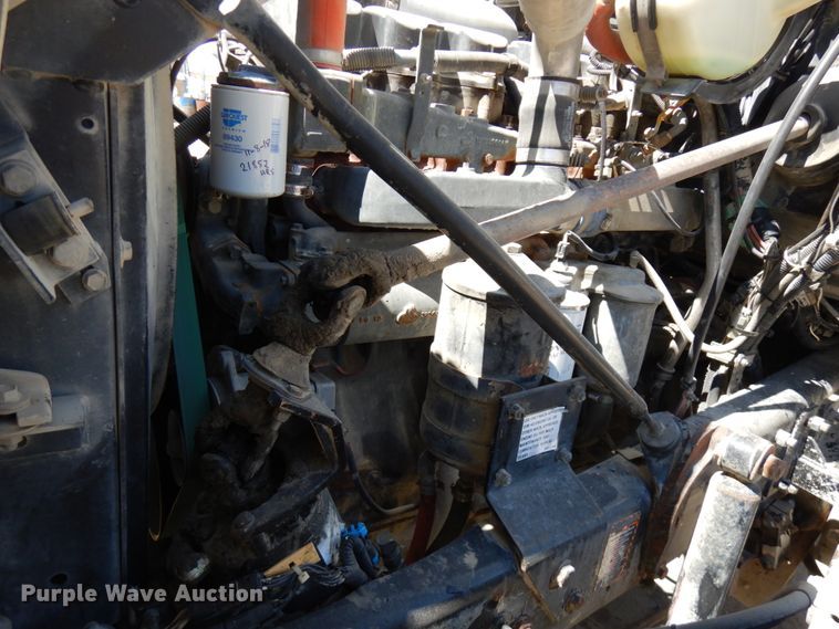 image for item GC9941 1999 Mack RD690S  ready mix truck