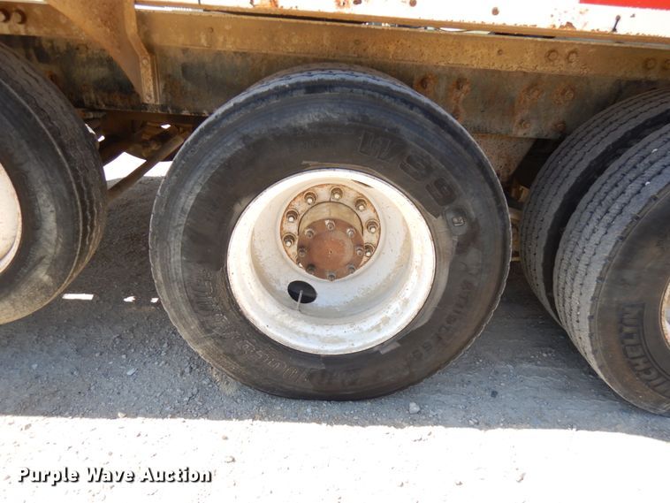 image for item GC9941 1999 Mack RD690S  ready mix truck