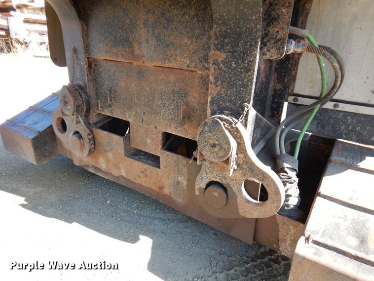 image for item GC9956 2009 XL Specialized XL90MDE  lowboy equipment trailer