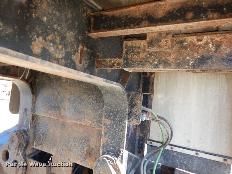 image for item GC9956 2009 XL Specialized XL90MDE  lowboy equipment trailer