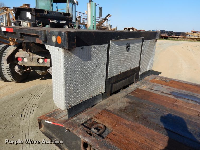 image for item GC9956 2009 XL Specialized XL90MDE  lowboy equipment trailer
