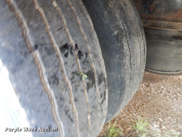 image for item GC9956 2009 XL Specialized XL90MDE  lowboy equipment trailer