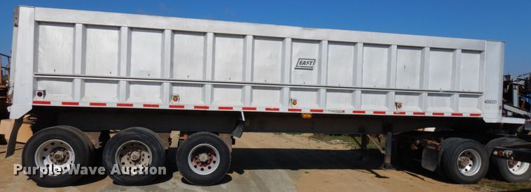 image for item GC9957 2003 East  end dump trailer