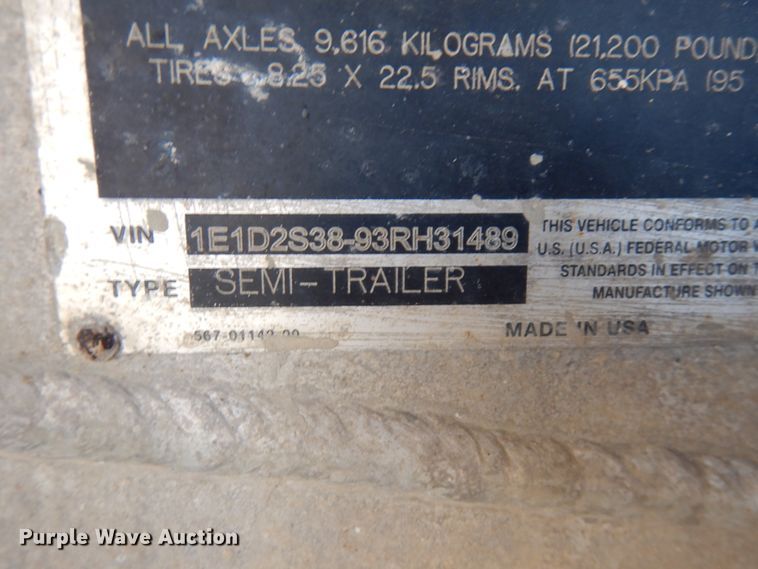 image for item GC9957 2003 East  end dump trailer