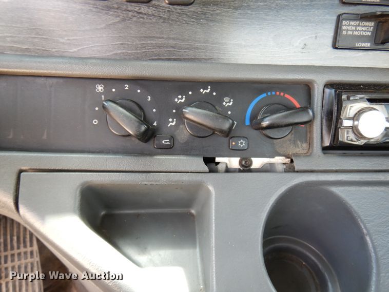 image for item GC9958 2007 Freightliner Columbia  semi truck