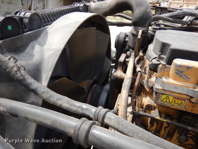 image for item GC9958 2007 Freightliner Columbia  semi truck