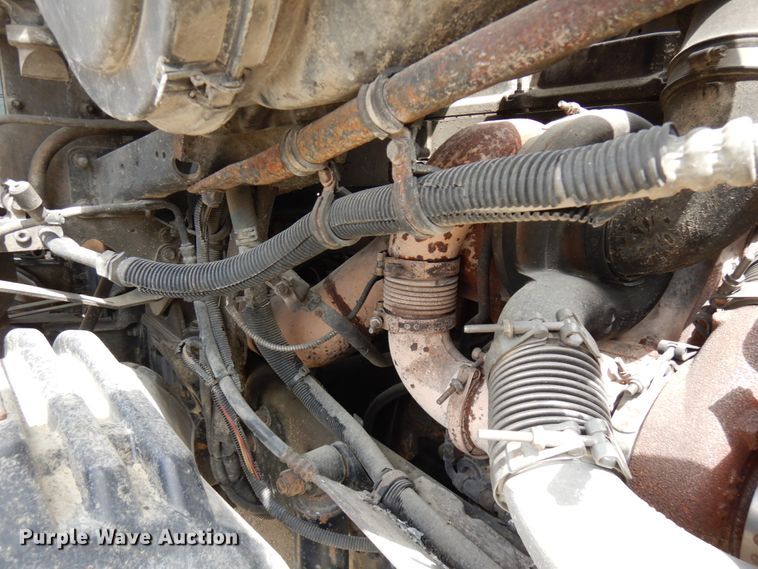 image for item GC9958 2007 Freightliner Columbia  semi truck