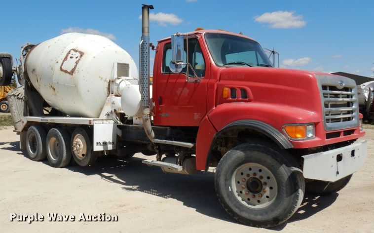 image for item GC9960 2004 Sterling L-Line  ready mix truck