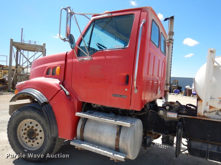 image for item GC9960 2004 Sterling L-Line  ready mix truck