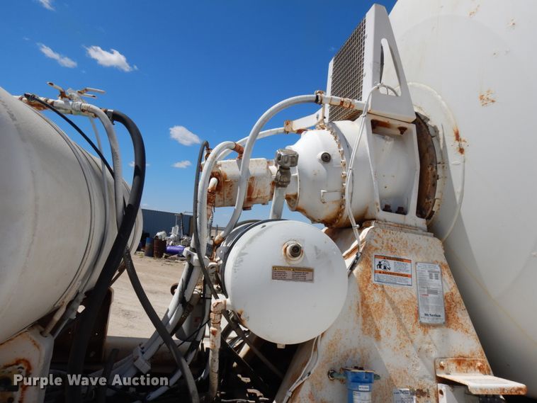 image for item GC9960 2004 Sterling L-Line  ready mix truck