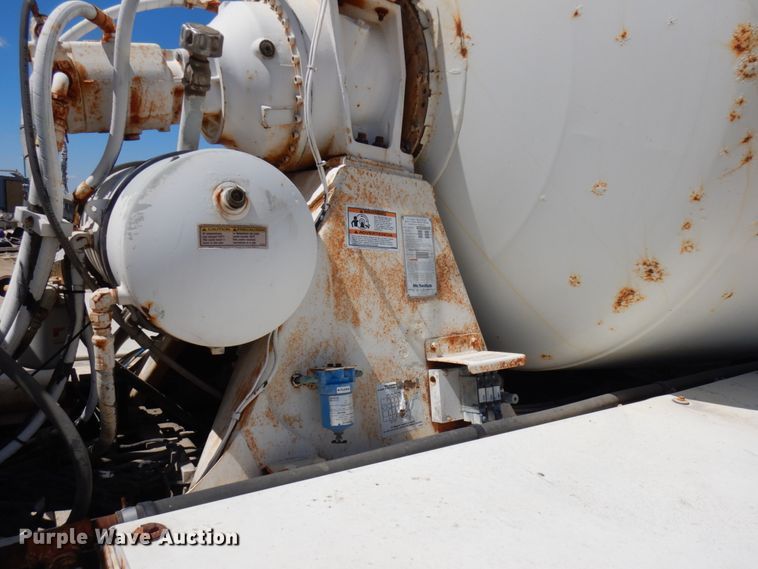 image for item GC9960 2004 Sterling L-Line  ready mix truck