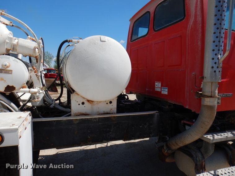 image for item GC9960 2004 Sterling L-Line  ready mix truck