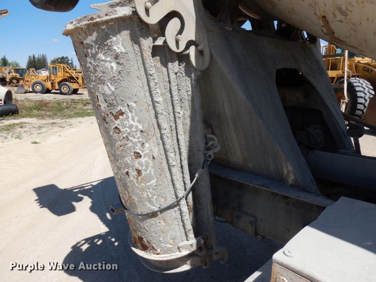 image for item GC9960 2004 Sterling L-Line  ready mix truck