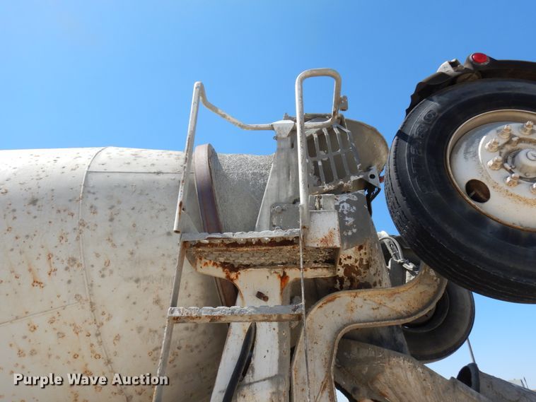 image for item GC9960 2004 Sterling L-Line  ready mix truck