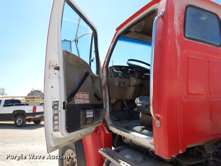 image for item GC9960 2004 Sterling L-Line  ready mix truck