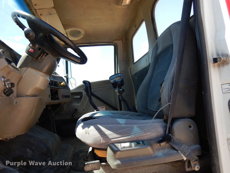 image for item GC9960 2004 Sterling L-Line  ready mix truck