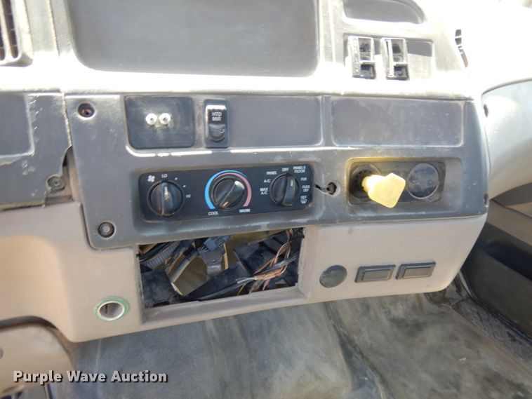 image for item GC9960 2004 Sterling L-Line  ready mix truck