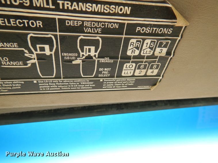 image for item GC9960 2004 Sterling L-Line  ready mix truck