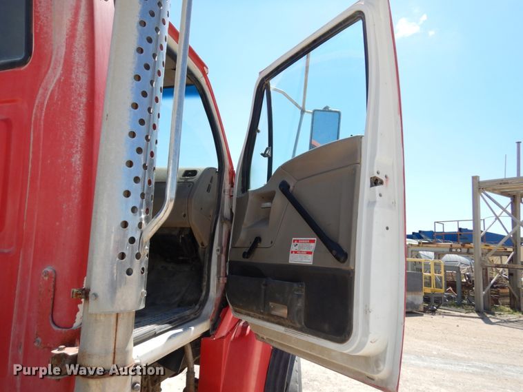 image for item GC9960 2004 Sterling L-Line  ready mix truck