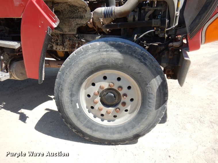 image for item GC9960 2004 Sterling L-Line  ready mix truck