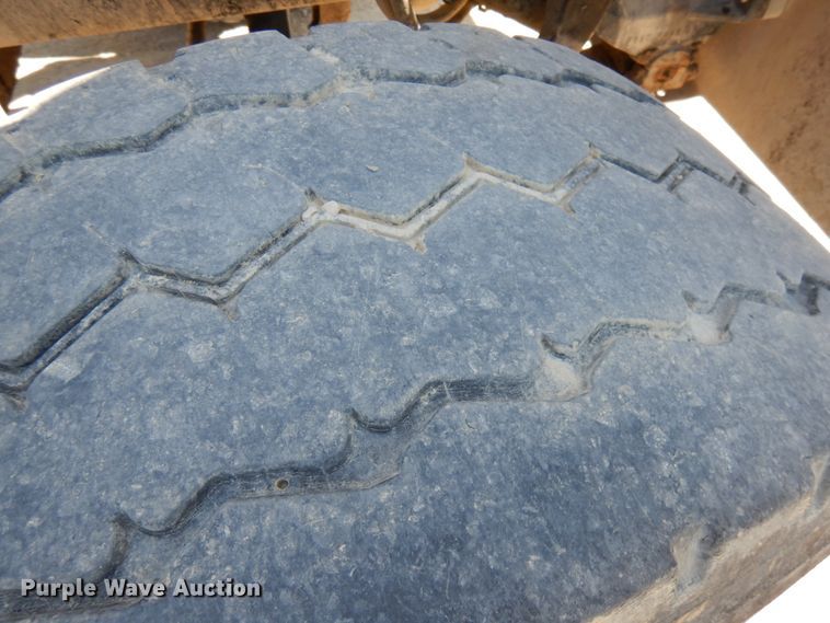 image for item GC9960 2004 Sterling L-Line  ready mix truck