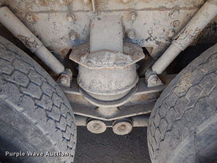 image for item GC9960 2004 Sterling L-Line  ready mix truck